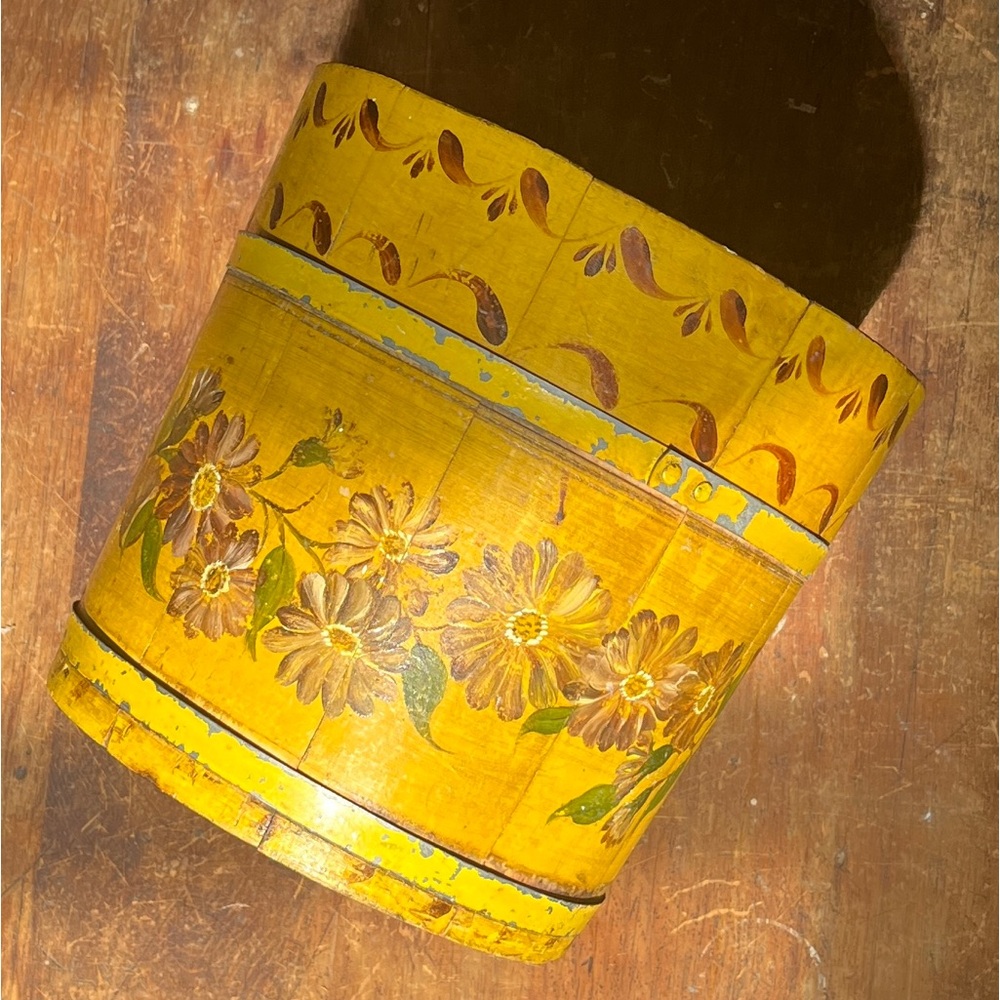 SOLD Folk Art Hand Painted Wooden Bucket Antique Sap Bucket Primitive Shaker Box - Picture 10 of 10